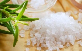 Использование соли для лечения гноящихся ран: приготовление раствора